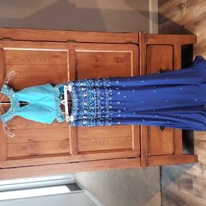Rachel Allen size 2, 2 piece formal in rich royal and turquoise blue.